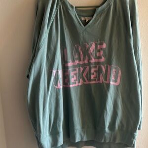Lake Weekend Green Sweatshirt